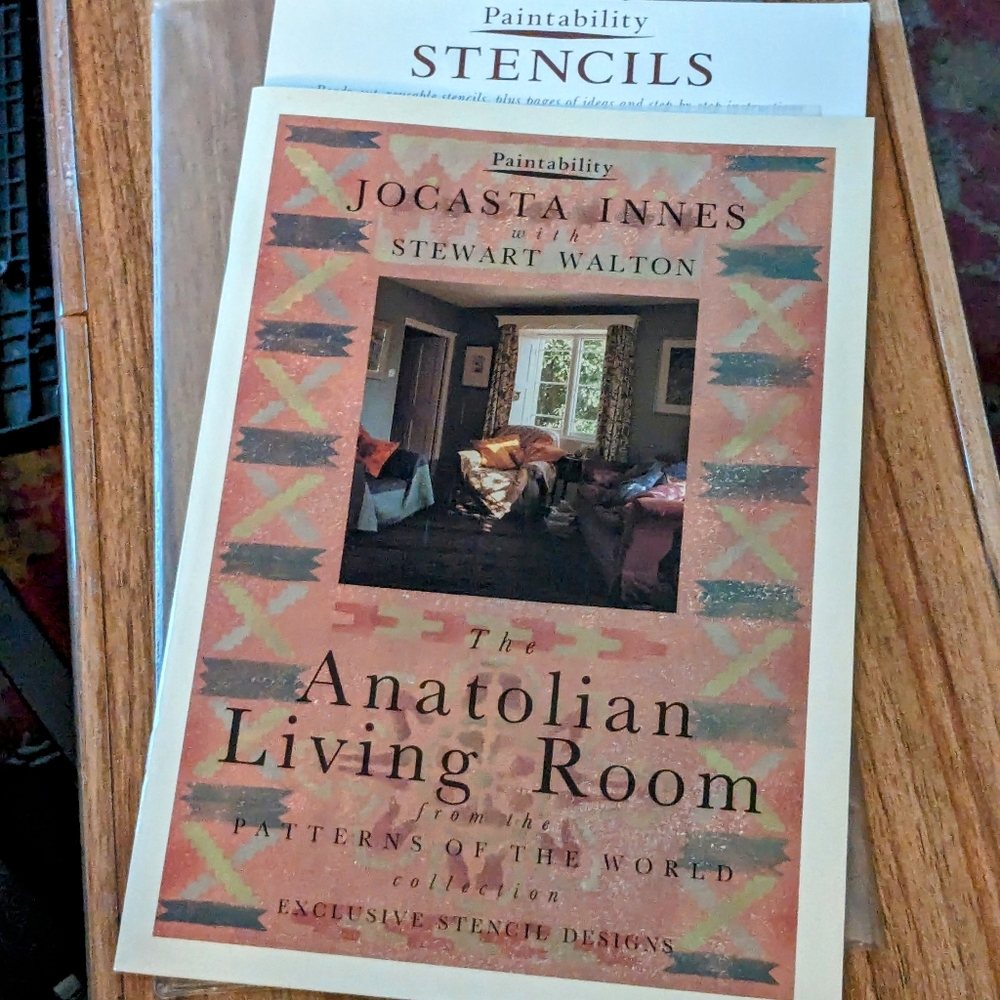 Anatolian Living Room Stencil Kit by Jocasta Innes - Patterns of the World